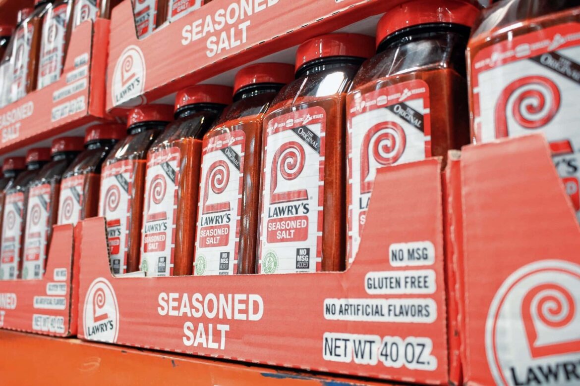 Seasoned salt substitute